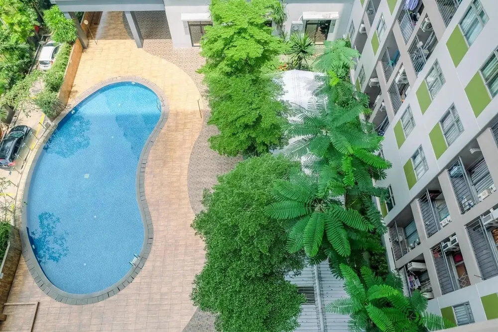 Южный Тангеранг: Best Deal Studio Room at Serpong Greenview Apartment