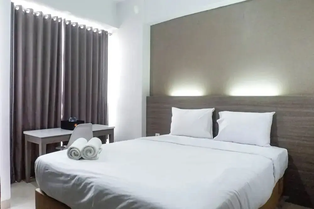 Сурабая: Scenic Studio Apartment at Taman Melati