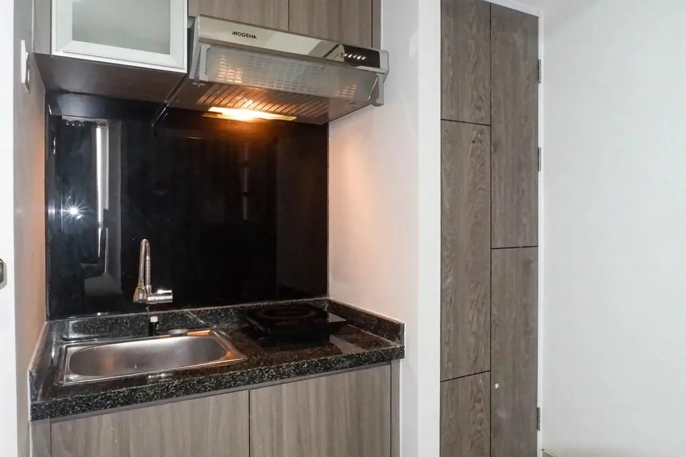 Сурабая: Scenic Studio Apartment at Taman Melati