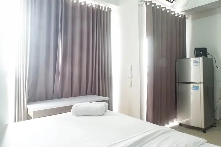 Сурабая: Chic and Cozy Studio Apartment at Taman Melati Surabaya