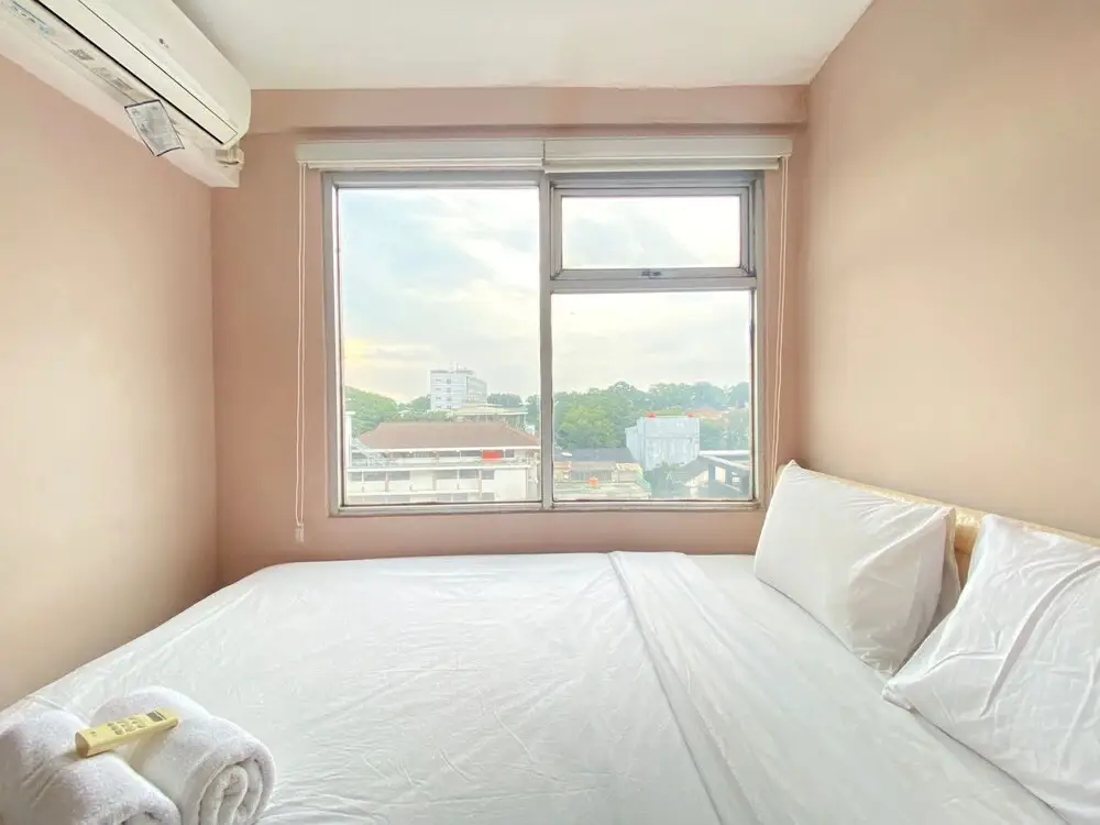 Бандунг: Roomy 2BR Apartment at Jarrdin Cihampelas Apartment