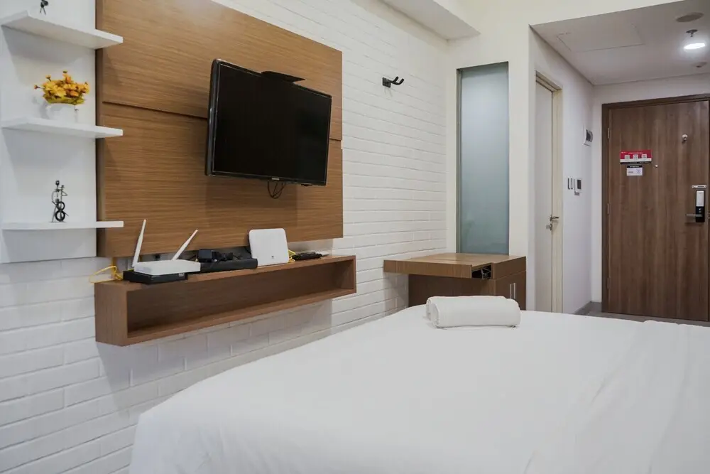 Тангеранг: Elegant and Comfortable Studio at Skandinavia Apartment