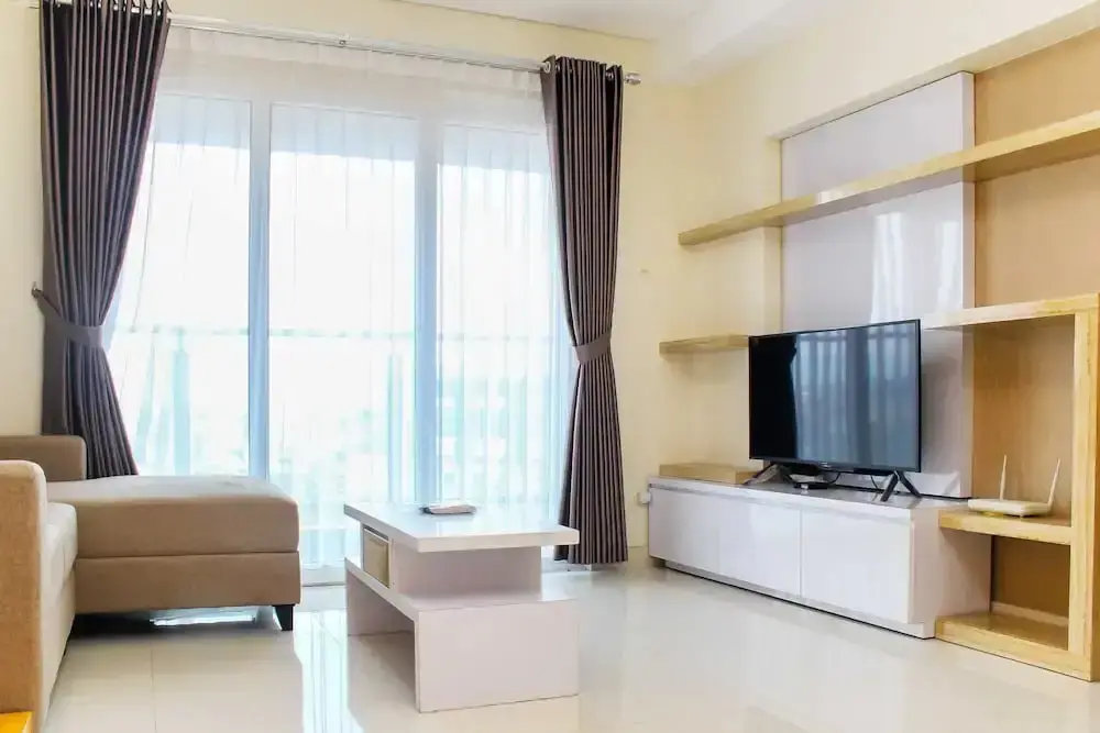 Джакарта: Elegant and Comfortable 2BR Apartment at Maqna Residence