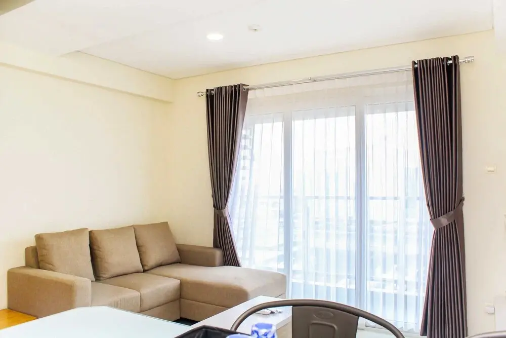 Джакарта: Elegant and Comfortable 2BR Apartment at Maqna Residence