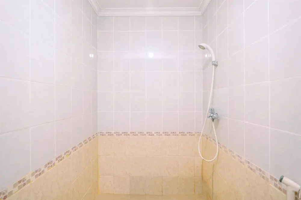 Джакарта: Glitzy 3BR Residence at Grand Palace Kemayoran Apartment
