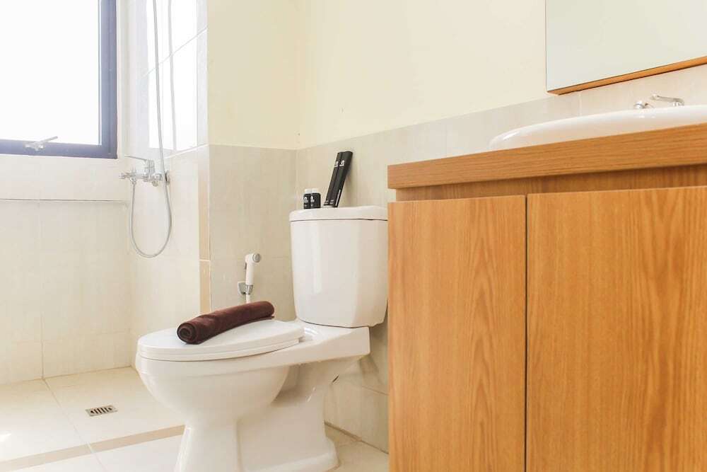 Сибату: Minimalist and Comfort Living 3BR at Meikarta Apartment