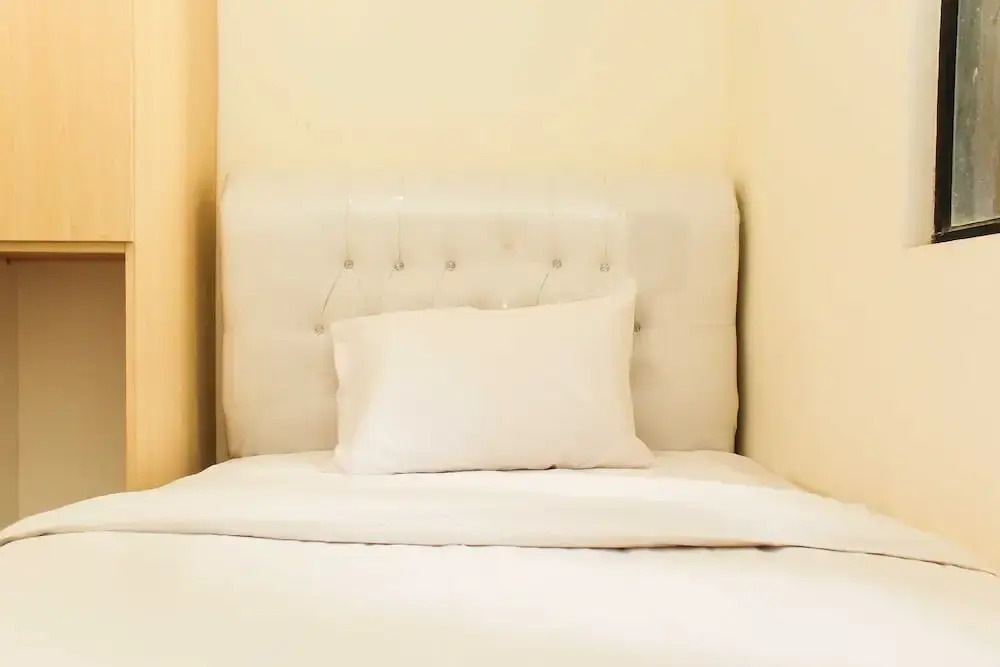 Сибату: Simply Look and Cozy Living 2BR at Meikarta Apartment