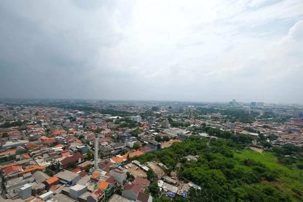 Джакарта: Best Choice and Comfy 3BR at Bassura City Apartment
