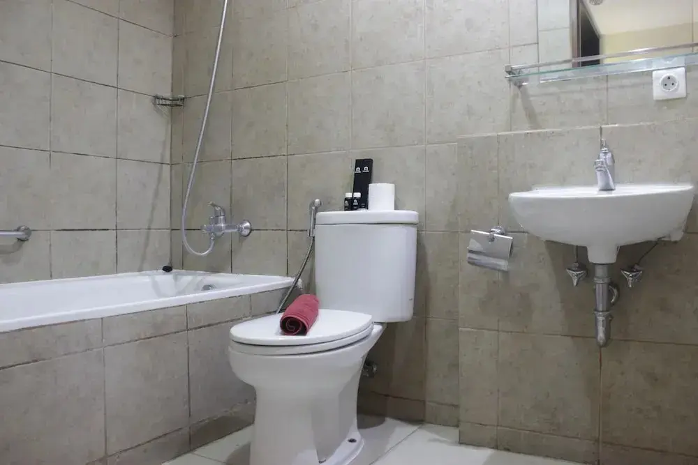 Сименьян: Spacious 1BR with Great View at Marbella Suites Dago