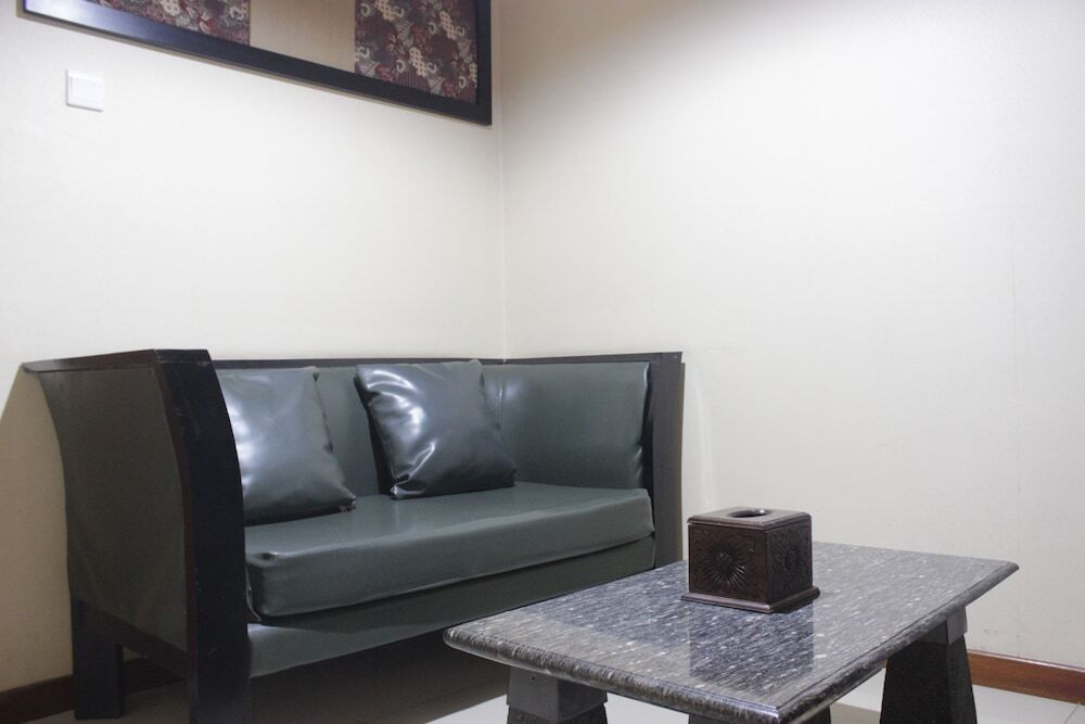 Сименьян: Spacious 1BR with Great View at Marbella Suites Dago
