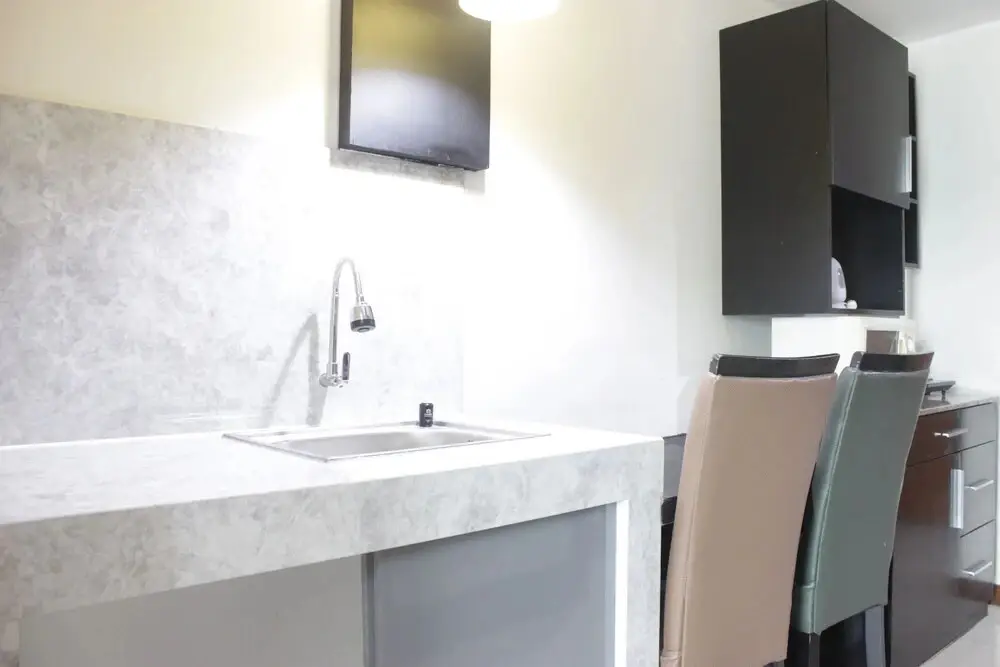 Сименьян: Spacious 1BR with Great View at Marbella Suites Dago