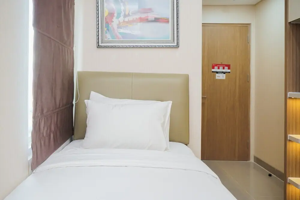 Legok: Nice and Comfy Studio Apartment at B Residence