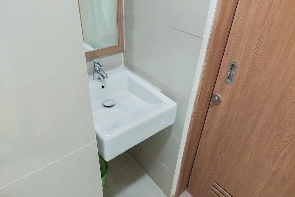 Legok: Nice and Comfy Studio Apartment at B Residence