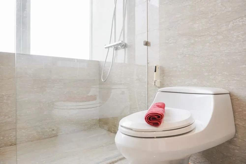 Джакарта: Elegant and Spacious 3BR Menteng Park Apartment