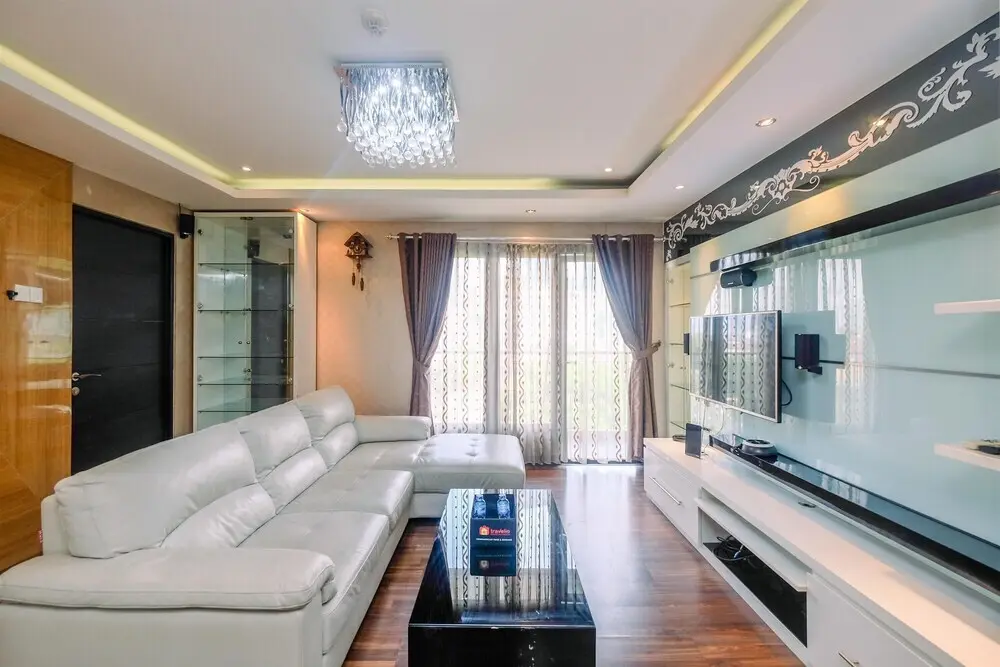Джакарта: Cozy and Spacious 1BR at Tamansari Semanggi Apartment