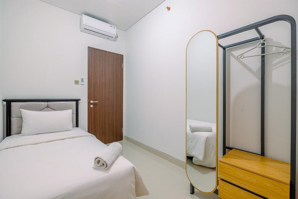 Депок: Elegant and Comfy 3BR Transpark Cibubur Apartment