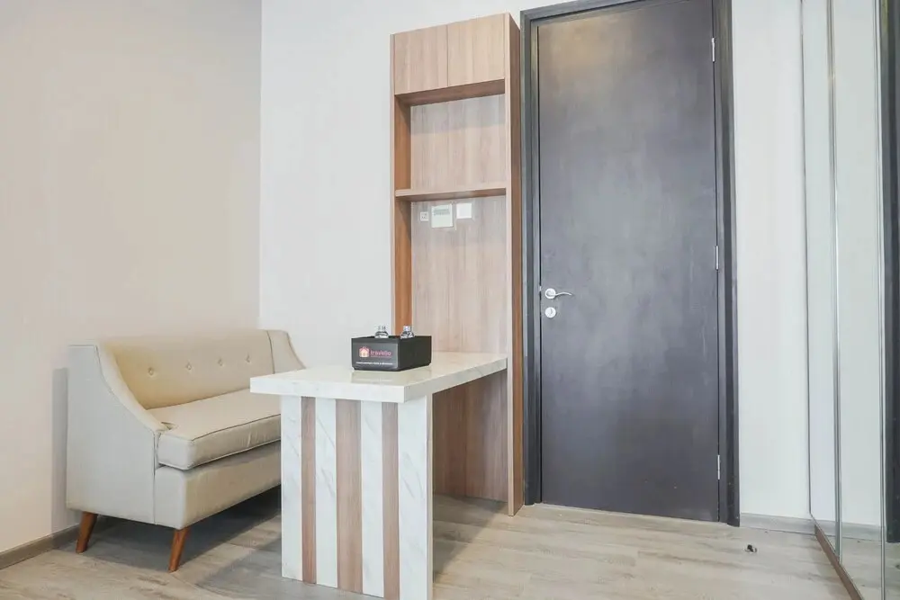Джакарта: Fabulous and Strategic 1BR Sudirman Suites Apartment