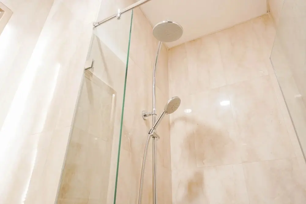 Джакарта: Fabulous and Strategic 1BR Sudirman Suites Apartment