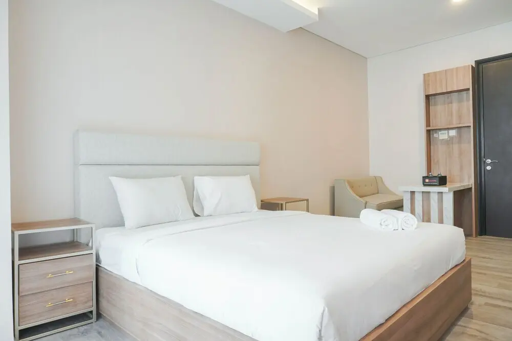 Джакарта: Fabulous and Strategic 1BR Sudirman Suites Apartment