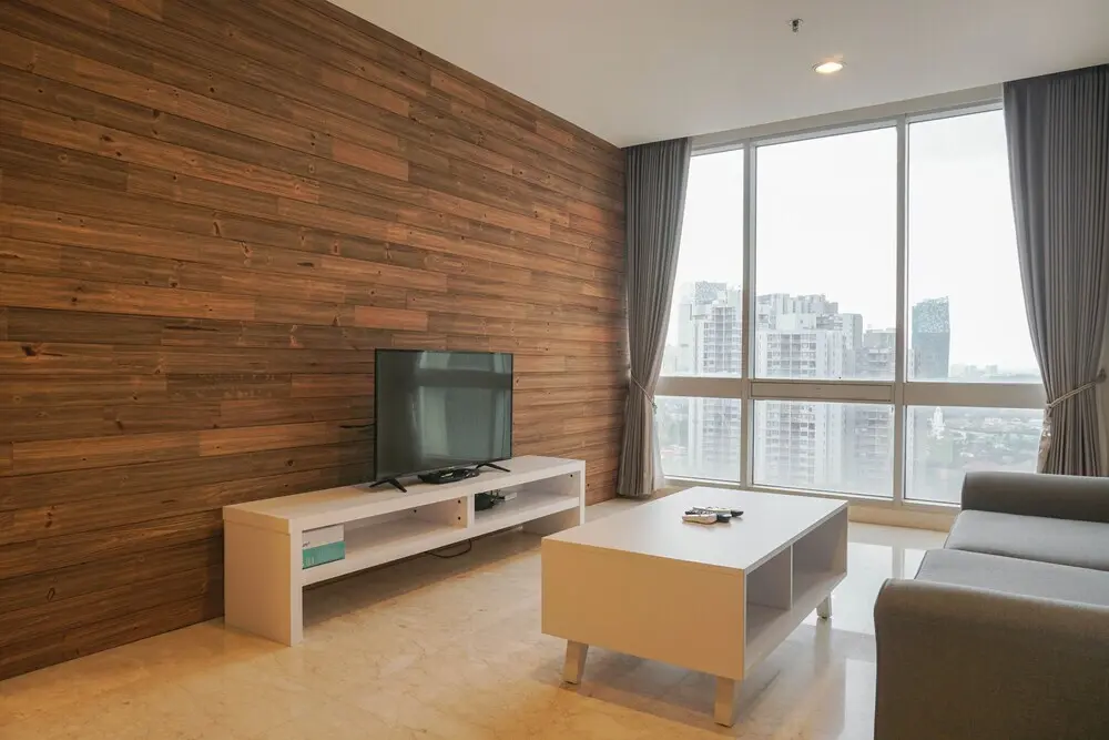 Джакарта: Fully Furnished 1BR with Working Room at The Empyreal Apartment
