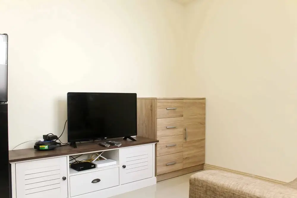 Сибату: Comfort And Homey 2Br Apartment At Meikarta