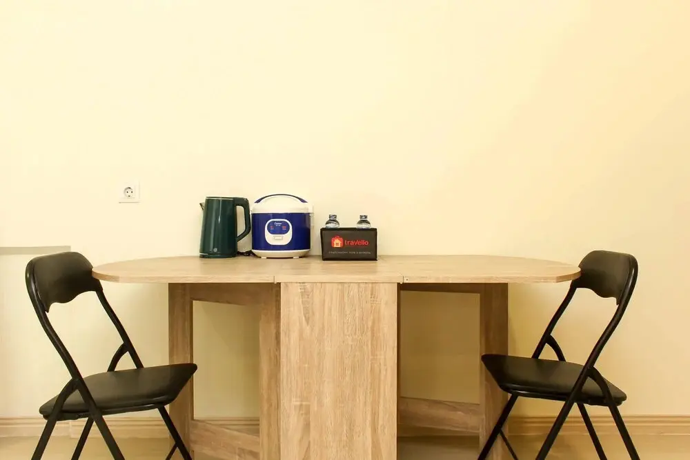 Сибату: Comfort And Homey 2Br Apartment At Meikarta