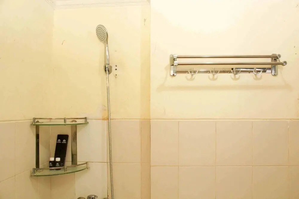 Бекаси: Simple And Homey Studio At Kemang View Apartment
