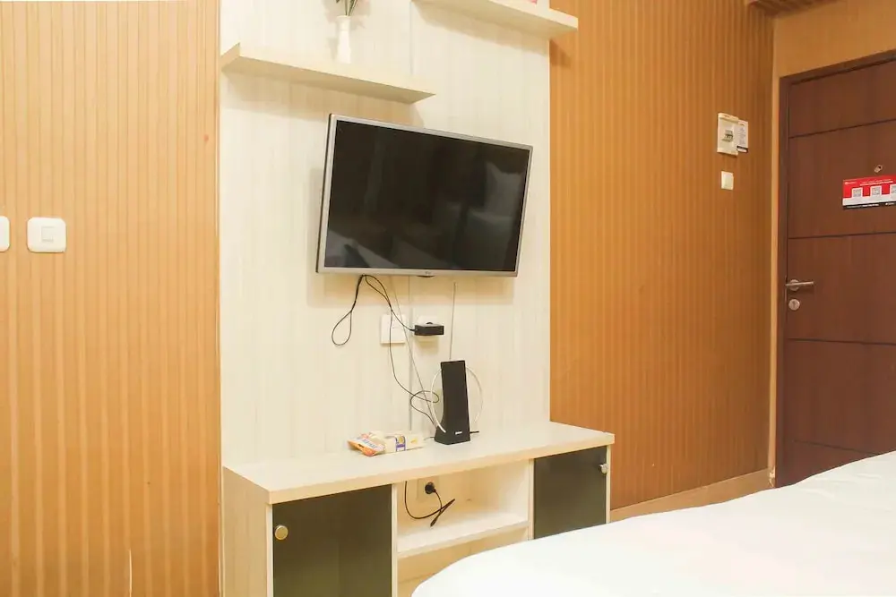 Бекаси: Simple And Homey Studio At Kemang View Apartment