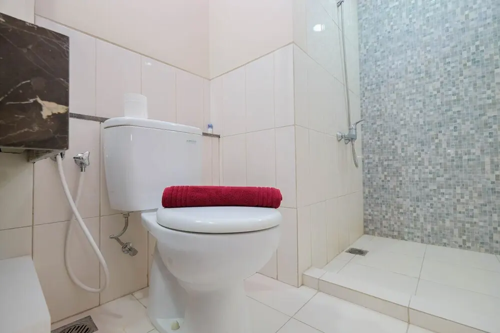Джакарта: Nice And Cozy Studio Apartment At Nine Residence