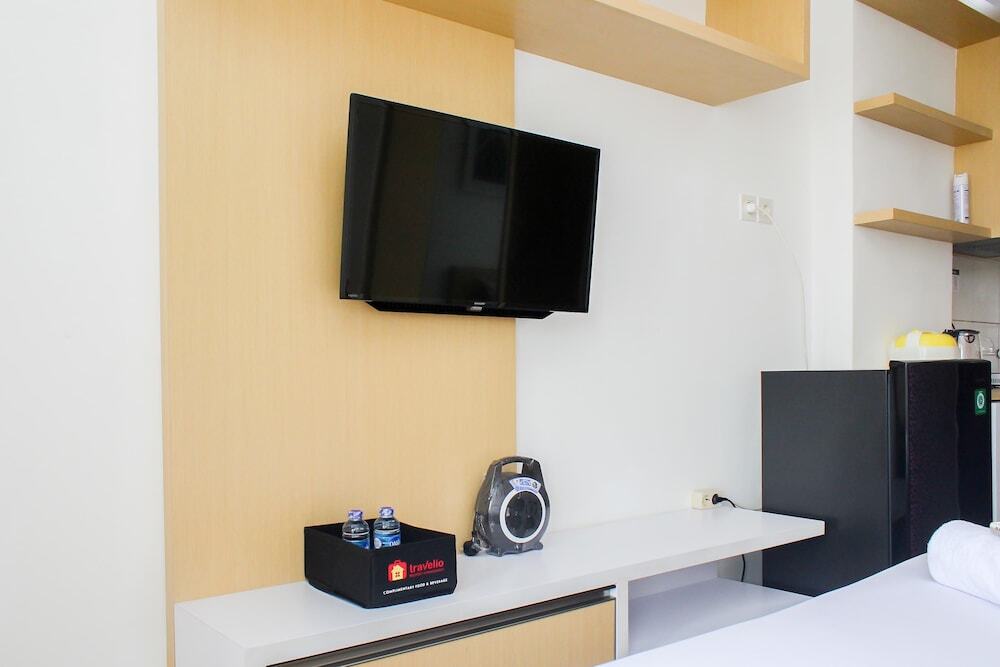 Чикаранг: Simple And Comfort Studio At Riverview Jababeka Apartment