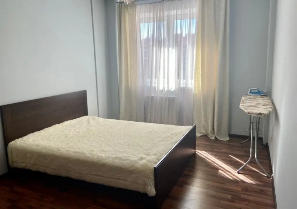 Уфа: Апартаменты DR Бакалинская 19