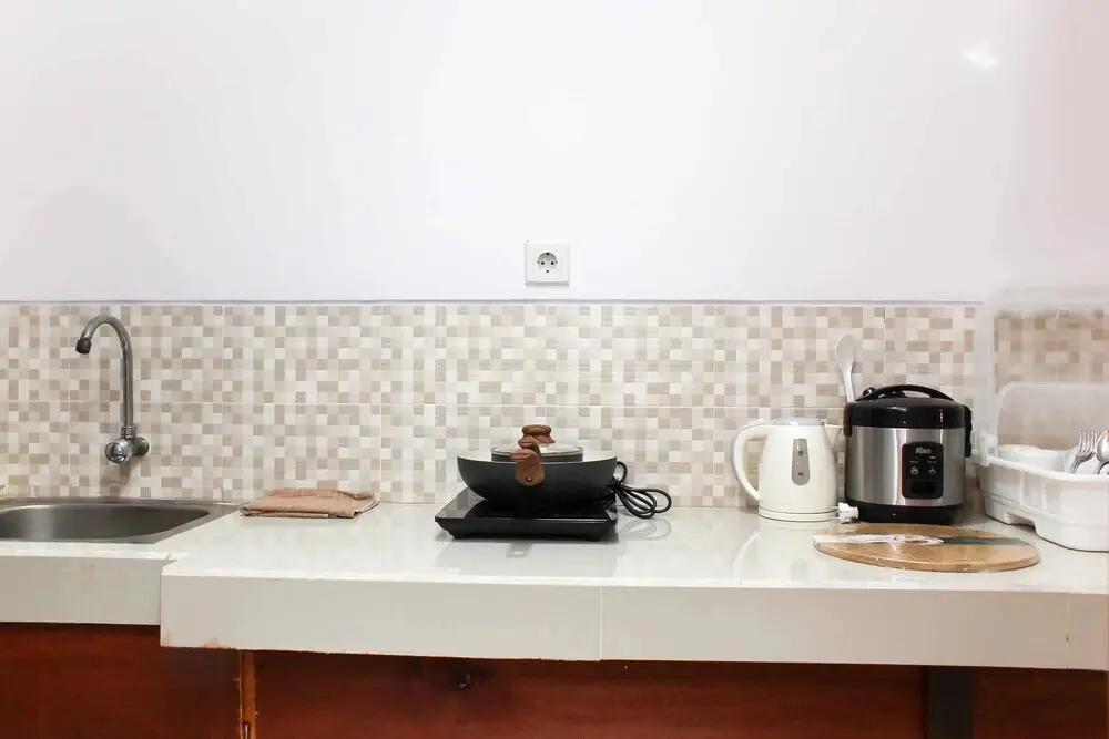 Чикаранг: Homey And Simply Studio Room At Enviro Apartment