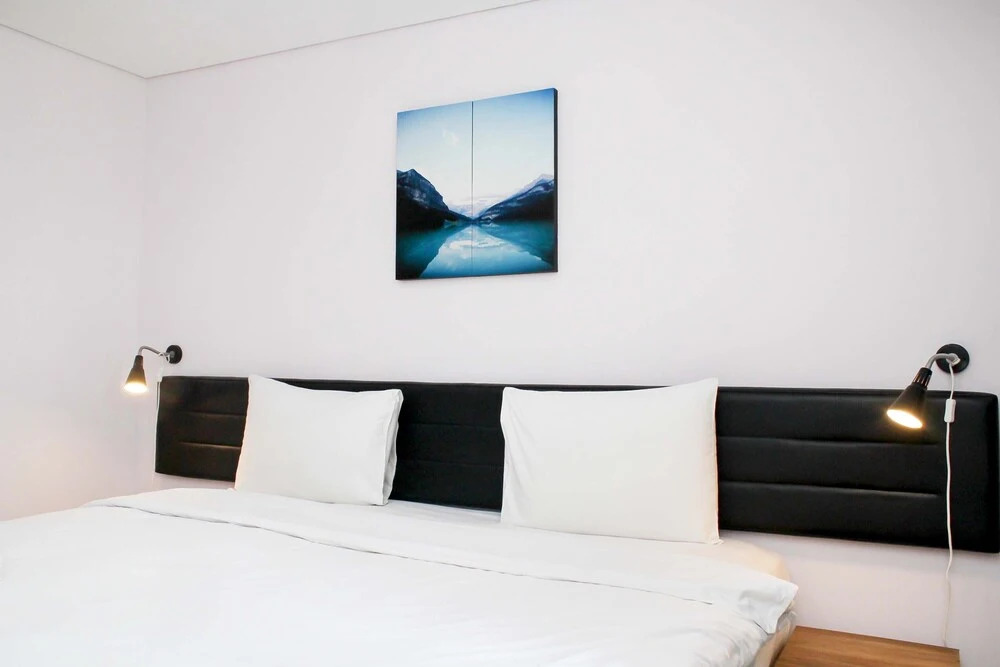Чикаранг: Comfortable And Simply Studio Room At Enviro Apartment