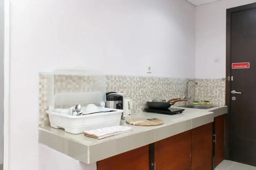 Чикаранг: Comfortable And Simply Studio Room At Enviro Apartment