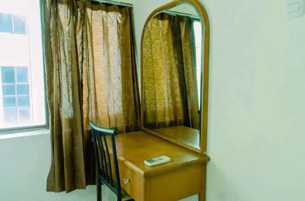 Джакарта: Spacious And Homey 3Br At Kondominium Rajawali Apartment