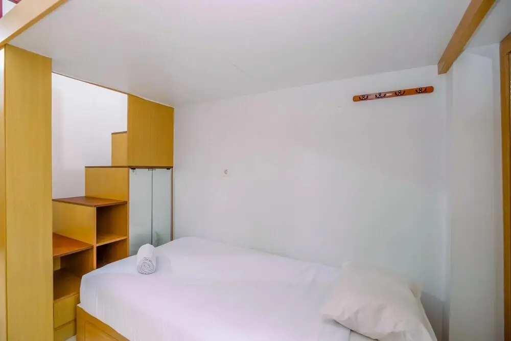 Депок: Minimalist And Homey Studio At Dave Apartment