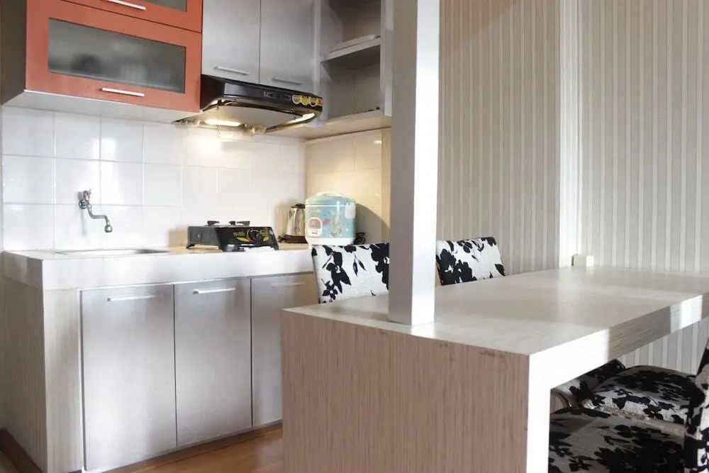 Бандунг: Pleasant 2Br Apartment At The Suites Metro