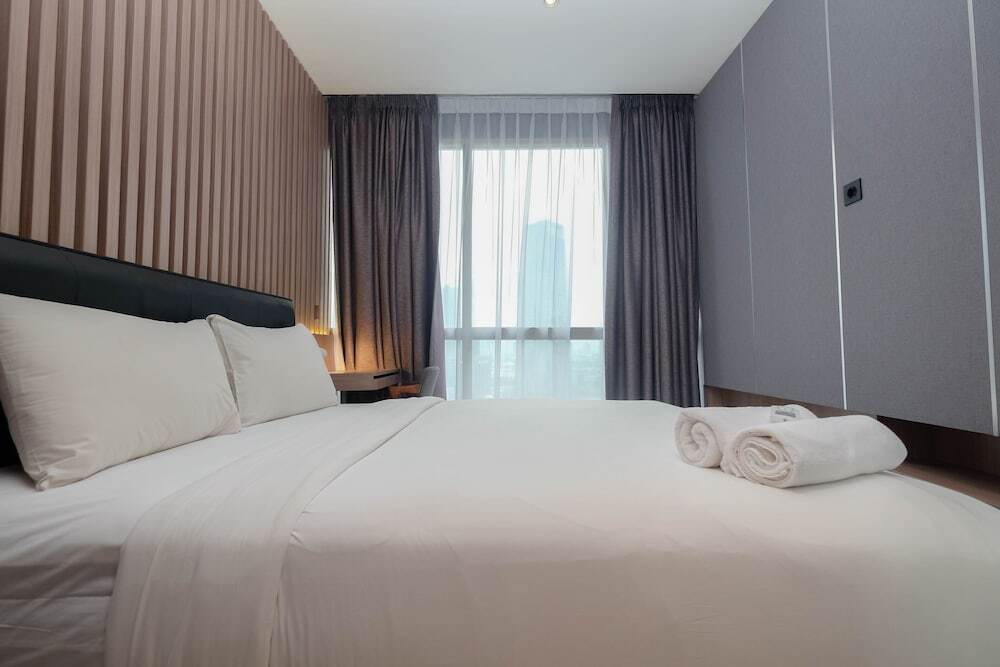 Elegant And Comfort 1Br At Ciputra World 2 Apartment — фото 1