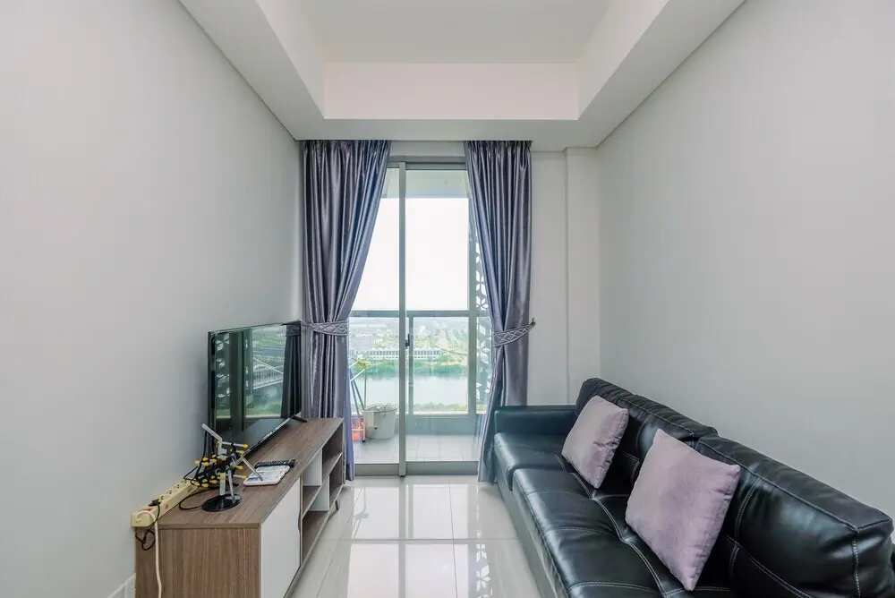 Джакарта: Comfortable And Minimalist 2Br At Gold Coast Apartment