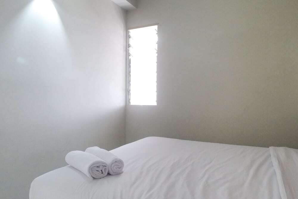 Сурабая: Best Value 2Br Apartment At Dian Regency