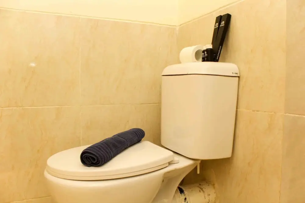 Сибату: Comfortable And Spacious 2Br At Meikarta Apartment