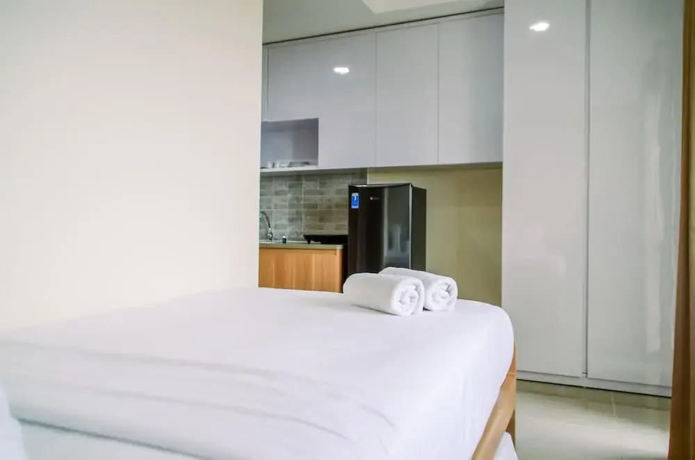 Legok: Cozy And Nice Studio At Apartment B Residence