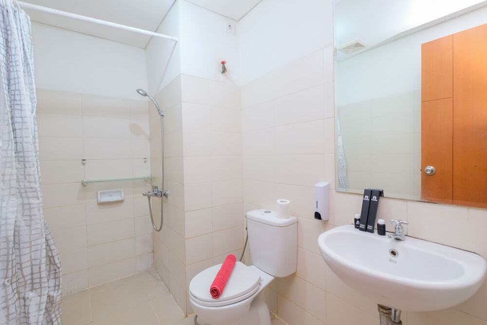 Джакарта: Elegant And Comfy 2Br At Woodland Park Residence