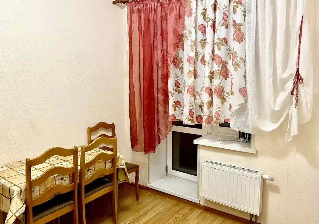 Уфа: Апартаменты DR Бакалинская 64/3