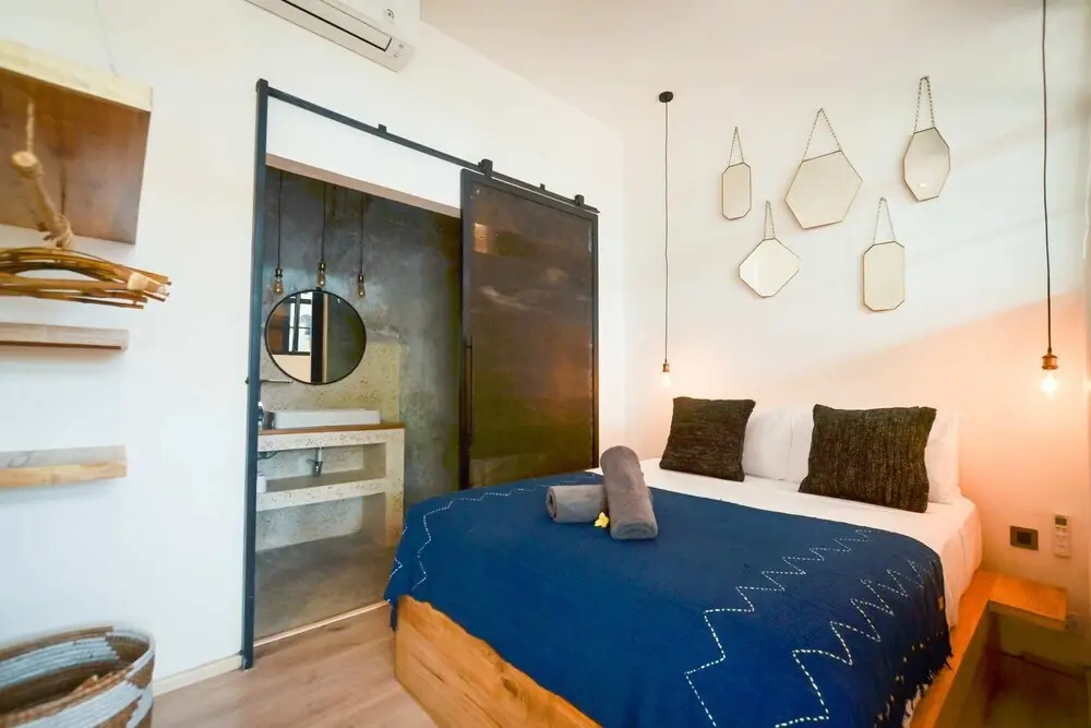 Чангу: Artistic 2BR Apartment in the Heart of Canggu