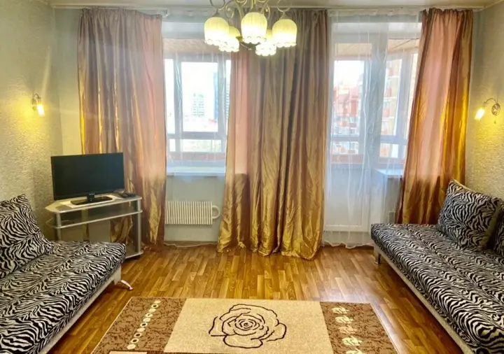 Уфа: Апартаменты DR Бакалинской 23