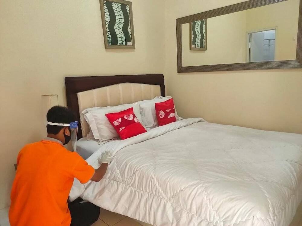 Богор: Comfortable Room With Ac and Wifi for 2 People