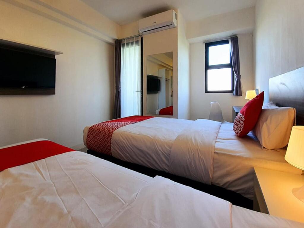 Караванг: Urban Town Apartment Karawang by OYO Rooms