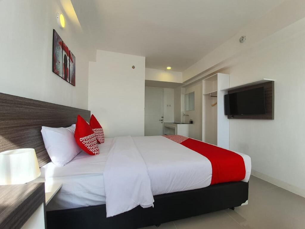 Караванг: Urban Town Apartment Karawang by OYO Rooms