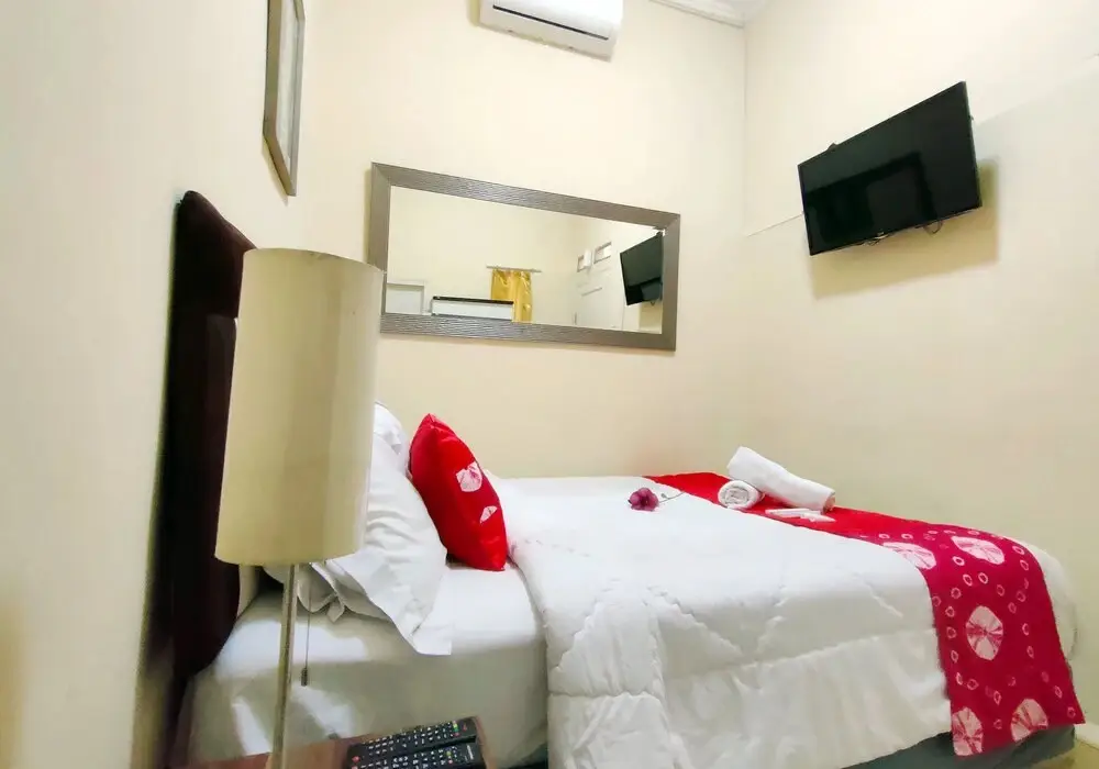 Богор: Bogor - Beautiful Room for 2 With Ac